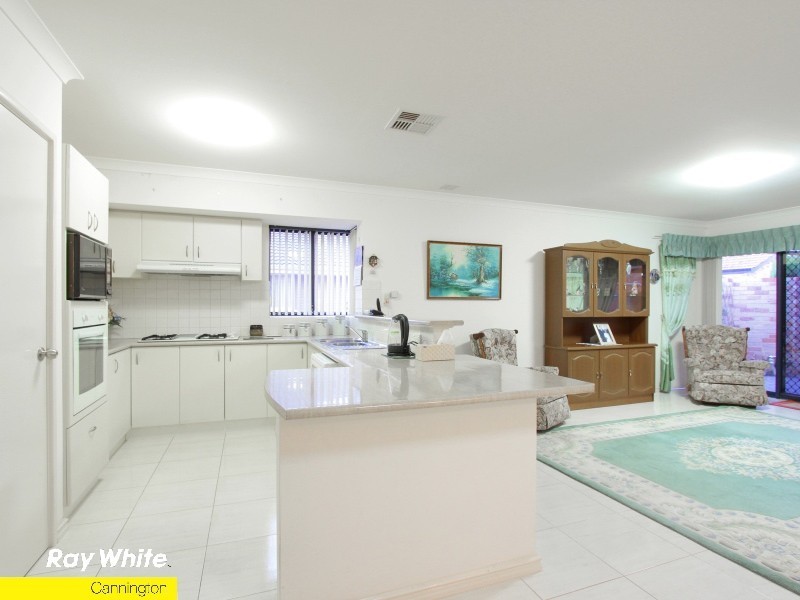 6/11 Highbury Crescent, Beckenham WA 6107