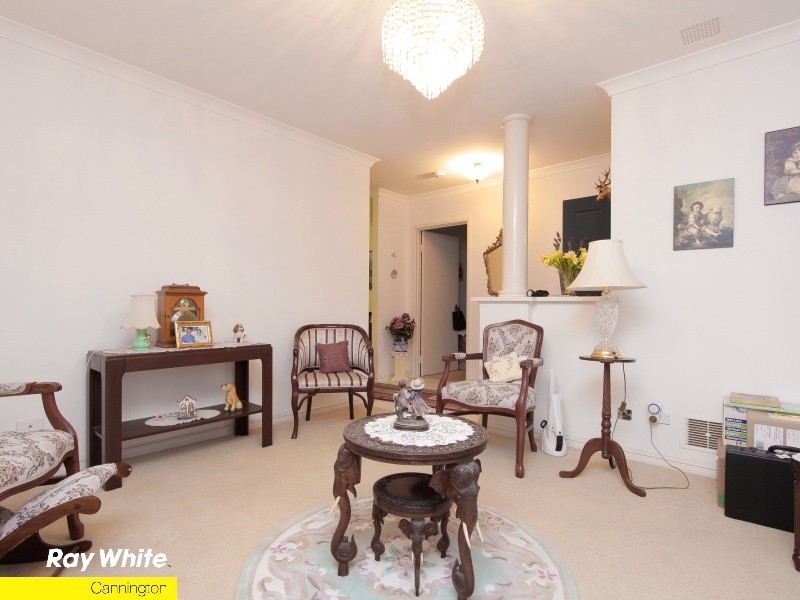 6/11 Highbury Crescent, Beckenham WA 6107