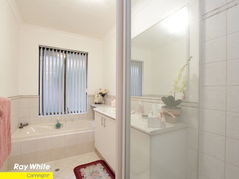 6/11 Highbury Crescent, Beckenham WA 6107