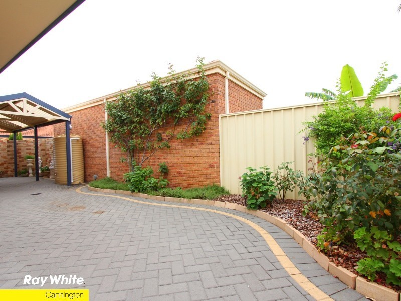 6/11 Highbury Crescent, Beckenham WA 6107