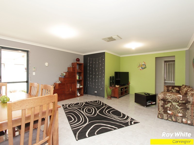 13/5-9 Herndon Close, Cannington WA 6107