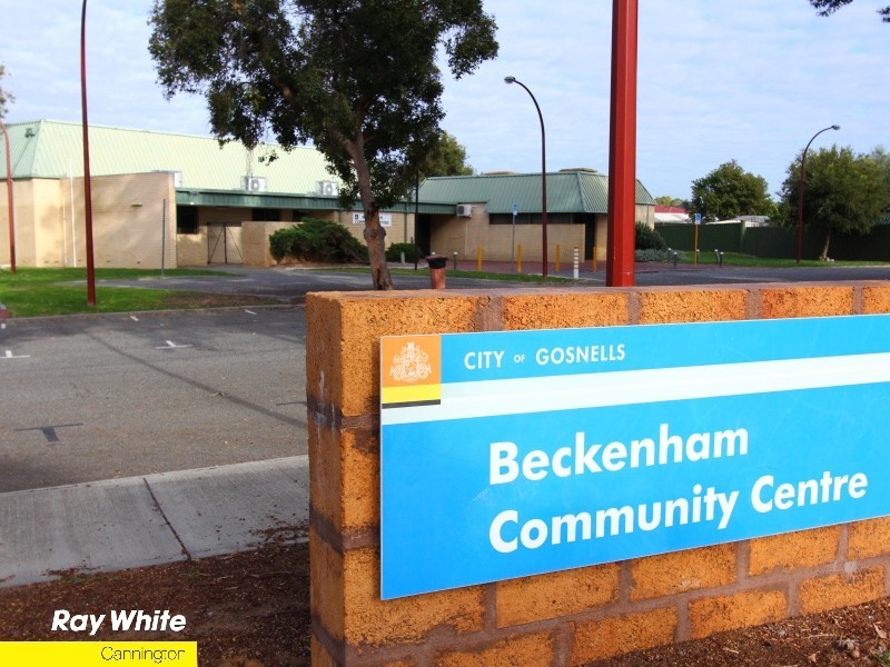 10 Saturn St, Beckenham WA 6107