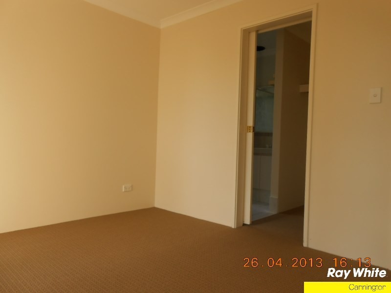 4 Fleming Avenue, Bentley WA 6102