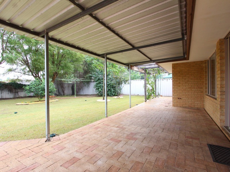 36 Rochester Ave, Beckenham WA 6107