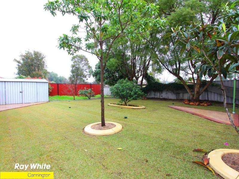 36 Rochester Ave, Beckenham WA 6107