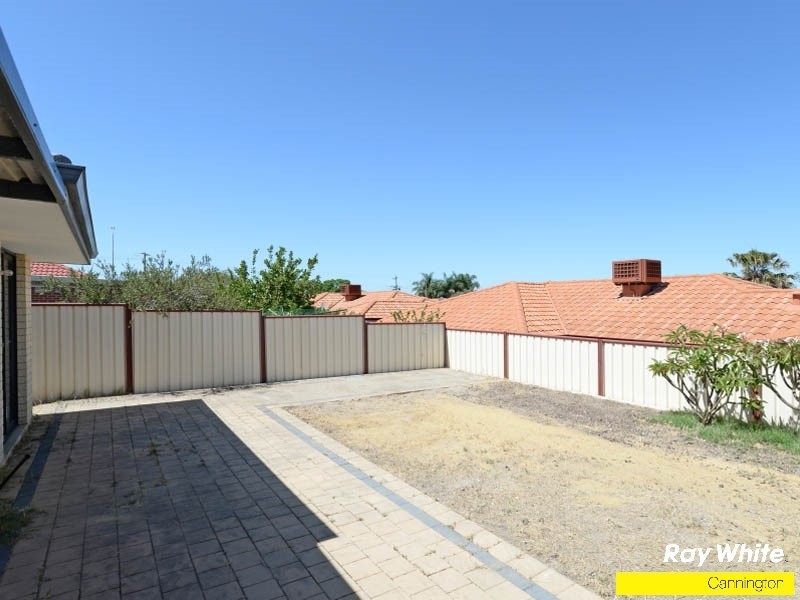71 Cross Street, Queens Park WA 6107