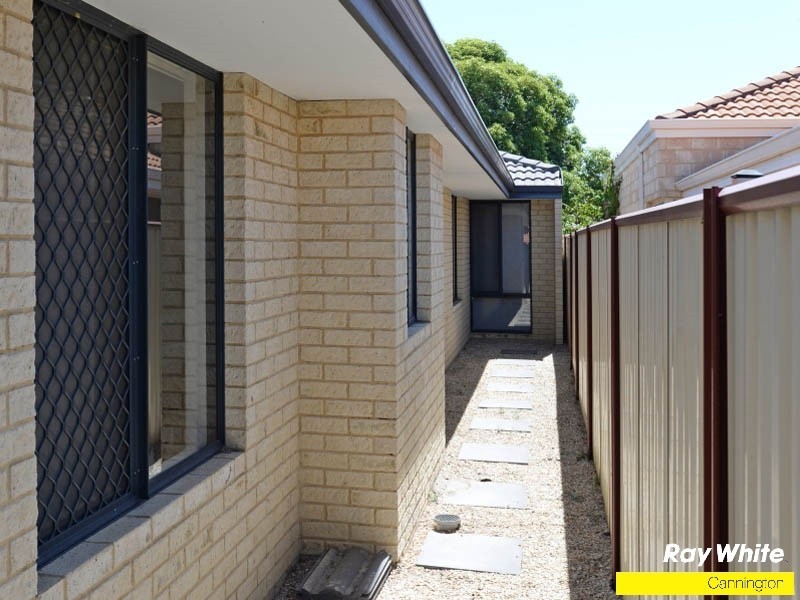 71 Cross Street, Queens Park WA 6107