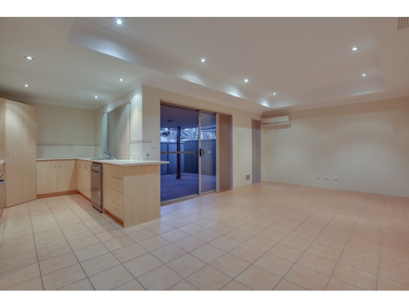 1/73 Station Street, Cannington WA 6107