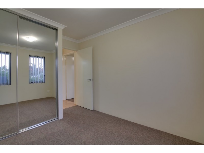 1/73 Station Street, Cannington WA 6107
