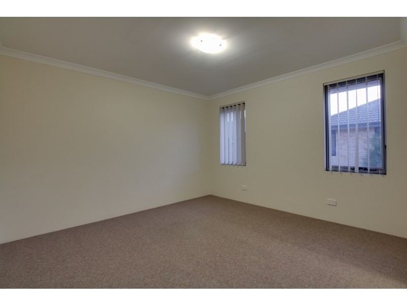 1/73 Station Street, Cannington WA 6107
