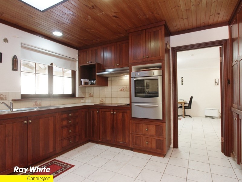 147 Crawford St, East Cannington WA 6107