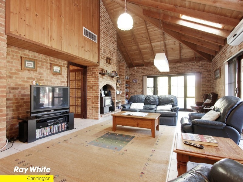 147 Crawford St, East Cannington WA 6107