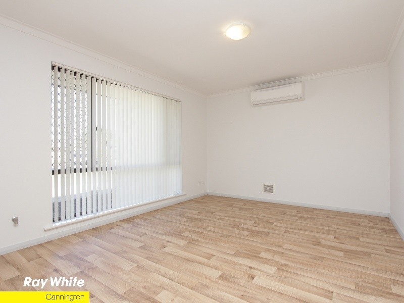 1/7 Sitka Place, Cannington WA 6107