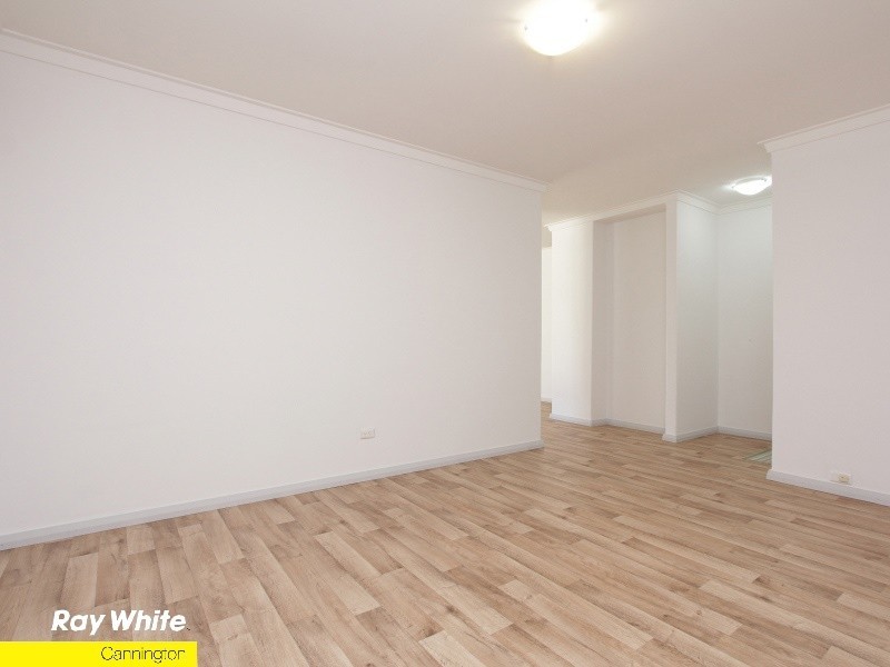 1/7 Sitka Place, Cannington WA 6107
