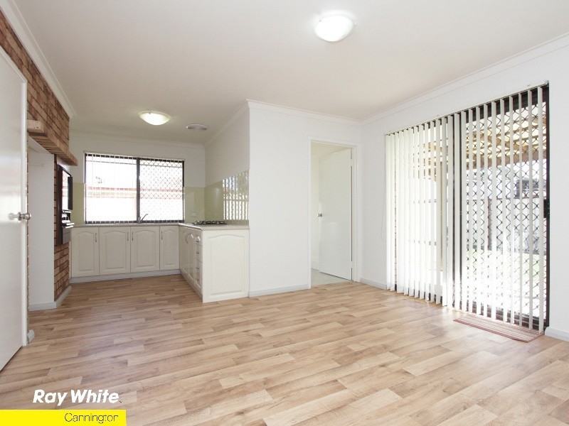 1/7 Sitka Place, Cannington WA 6107