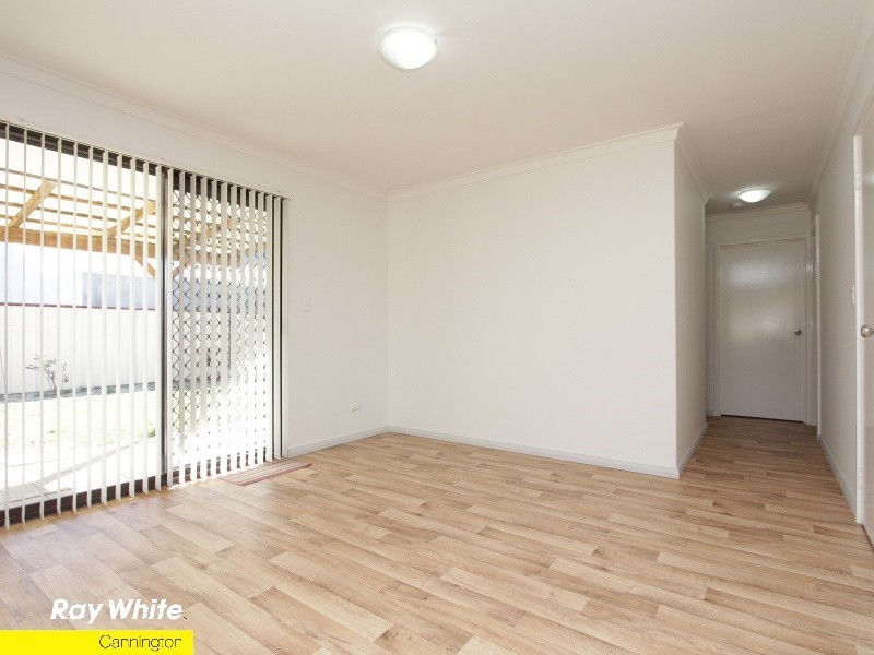 1/7 Sitka Place, Cannington WA 6107