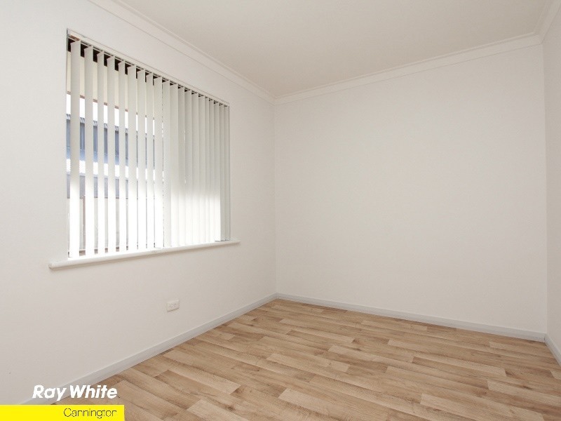 1/7 Sitka Place, Cannington WA 6107