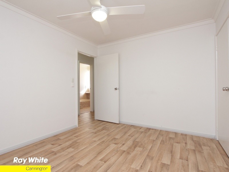 1/7 Sitka Place, Cannington WA 6107
