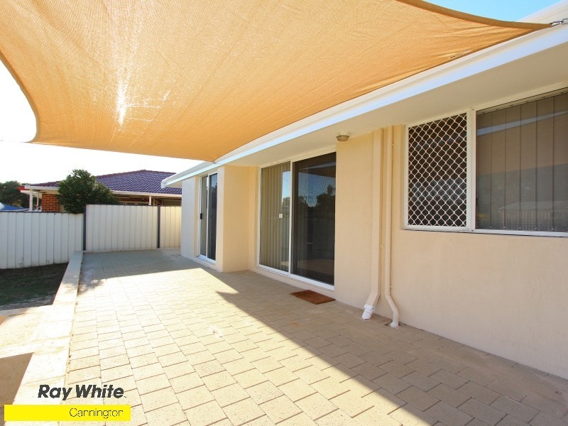14 Phoenix Drive, Kenwick WA 6107