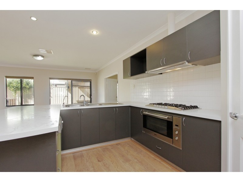 39a Fitzroy Street, Queens Park WA 6107