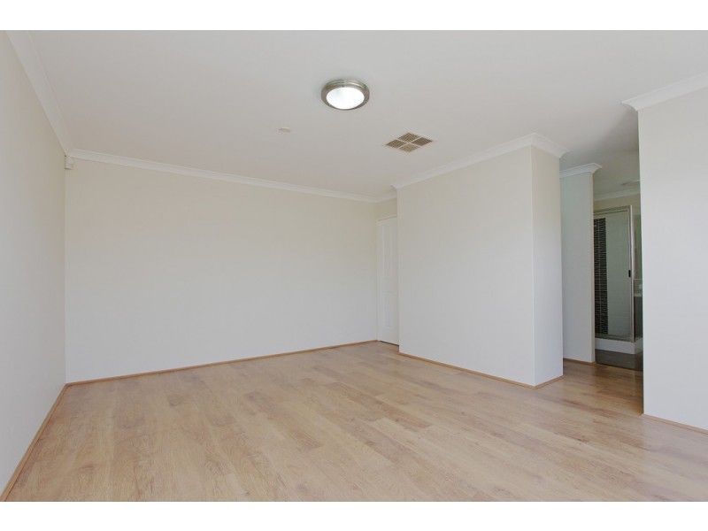 39a Fitzroy Street, Queens Park WA 6107