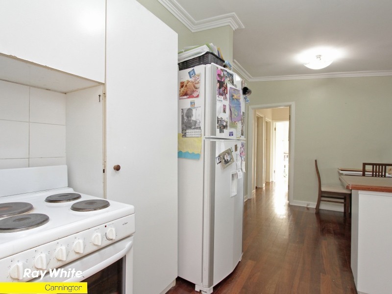 32 Saturn St, Beckenham WA 6107