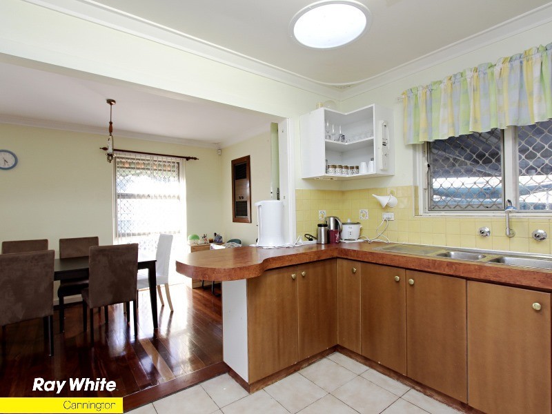 36b Manning Rd, Cannington WA 6107