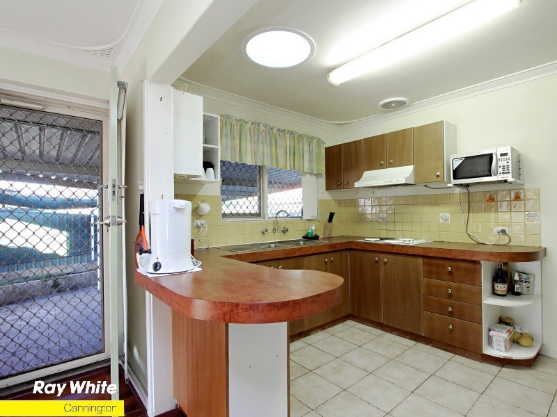 36b Manning Rd, Cannington WA 6107