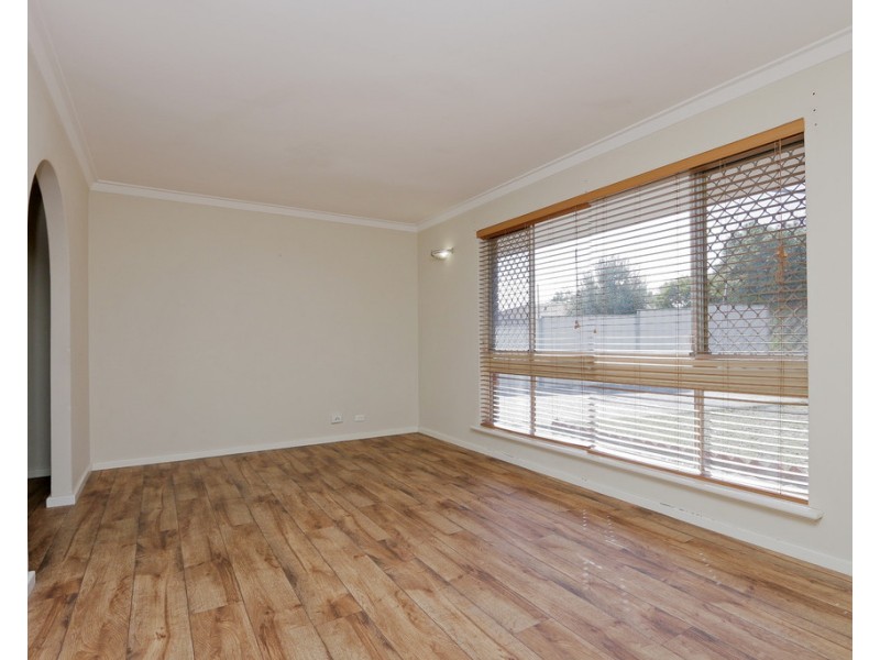 13 McBain Court, Langford WA 6147