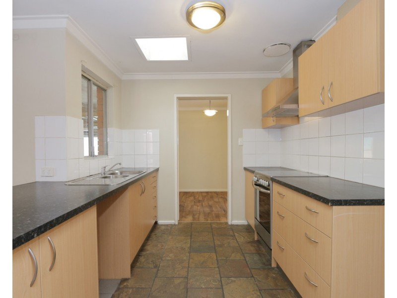13 McBain Court, Langford WA 6147