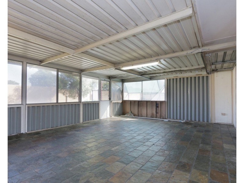 13 McBain Court, Langford WA 6147
