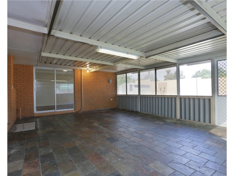 13 McBain Court, Langford WA 6147