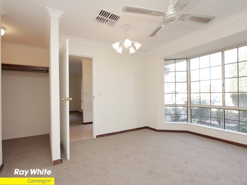 6 Bush Close, Beckenham WA 6107