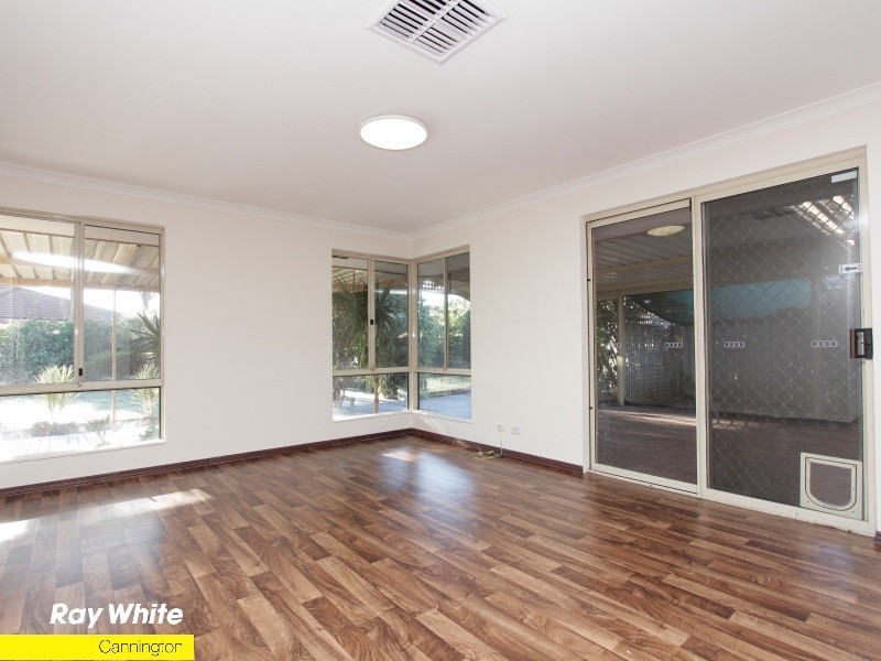6 Bush Close, Beckenham WA 6107