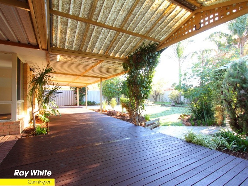 6 Bush Close, Beckenham WA 6107