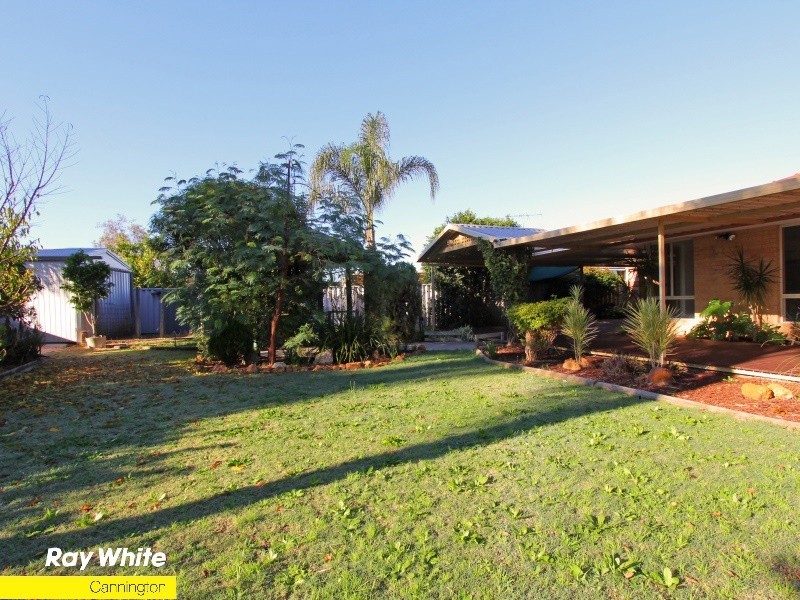 6 Bush Close, Beckenham WA 6107
