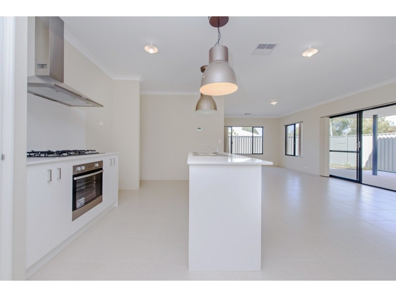 6/15 Peckham Street, Beckenham WA 6107