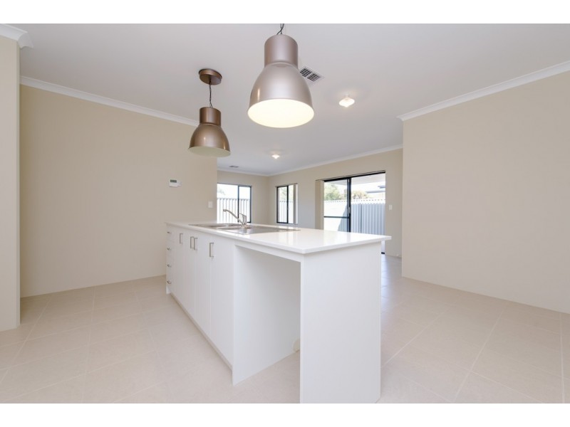 6/15 Peckham Street, Beckenham WA 6107