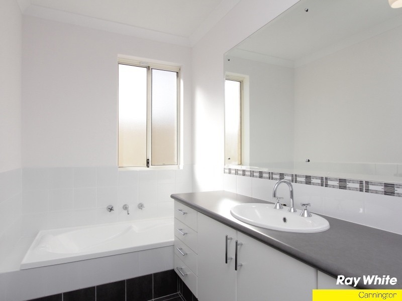 19A Fern Road, Wilson WA 6107