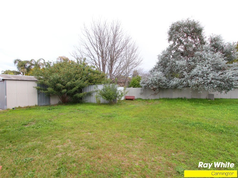 7 Crandon Street, Gosnells WA 6110