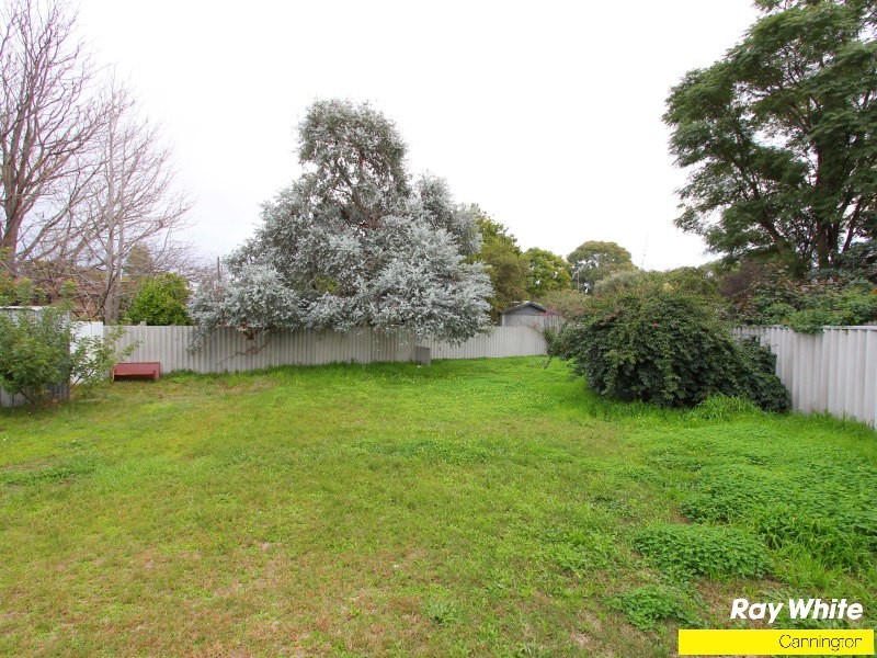 7 Crandon Street, Gosnells WA 6110