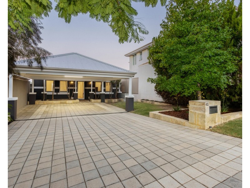 42b Ellam Street, St James WA 6102