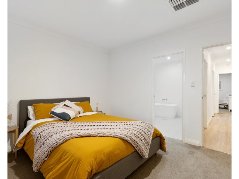 42b Ellam Street, St James WA 6102