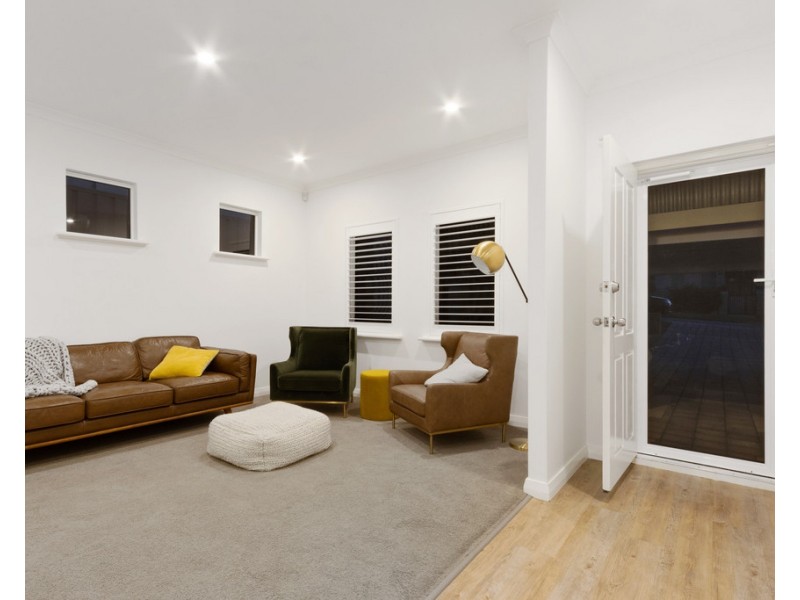 42b Ellam Street, St James WA 6102