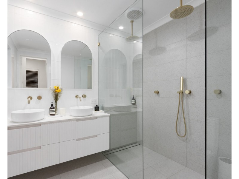 42b Ellam Street, St James WA 6102