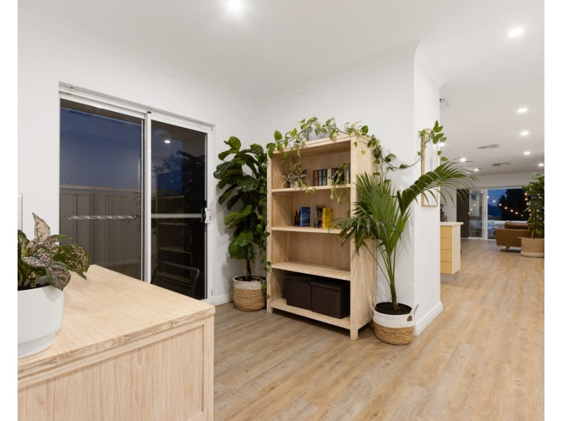 42b Ellam Street, St James WA 6102