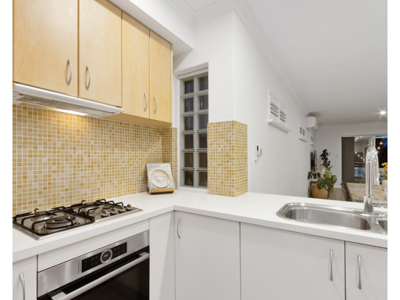 42b Ellam Street, St James WA 6102
