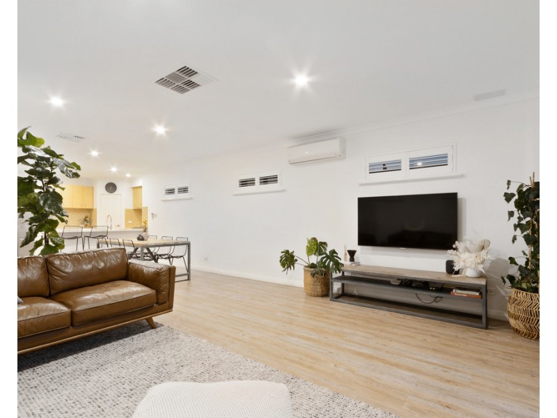 42b Ellam Street, St James WA 6102
