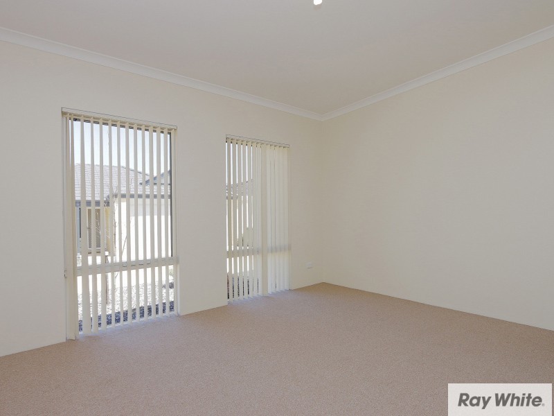 4/7 Leslie Street, Cannington WA 6107