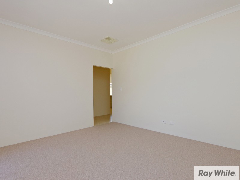 4/7 Leslie Street, Cannington WA 6107
